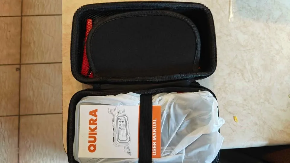 3-in-1 Jump Starter + Air Compressor + Power Bank #Cleanout image indicator(4)