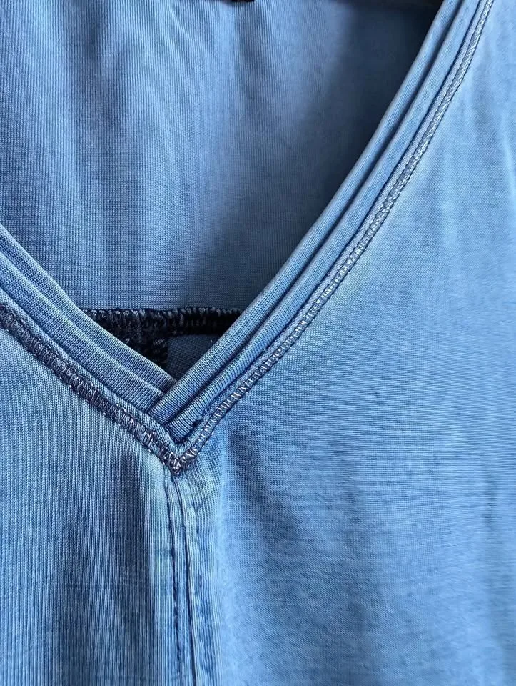 WHBM denim style top image indicator(3)