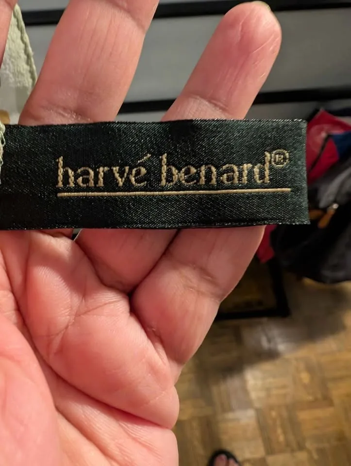 Silk scarf image indicator(4)