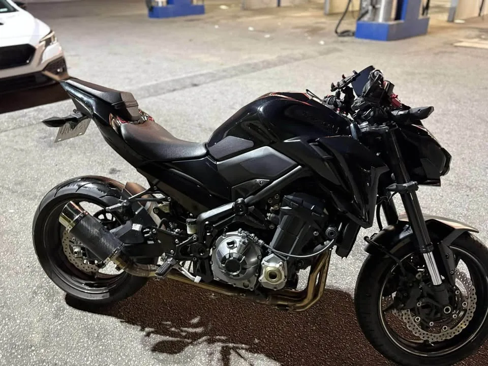 2018 Kawasaki Z900 image indicator(2)