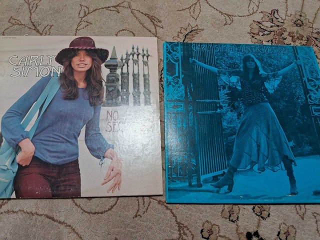 2x CARLY SIMON vinyl records