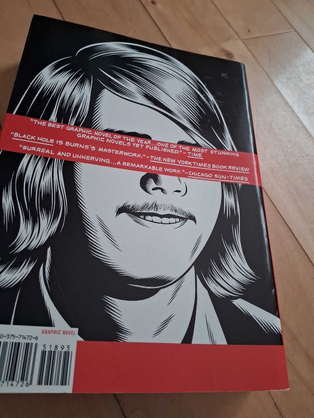 BLACK HOLE by Charles Burns (Graphic Novel) - photo 3