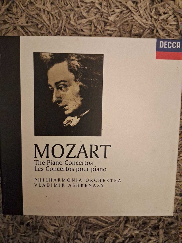 MOZART- THE PIANO CONCERTOS