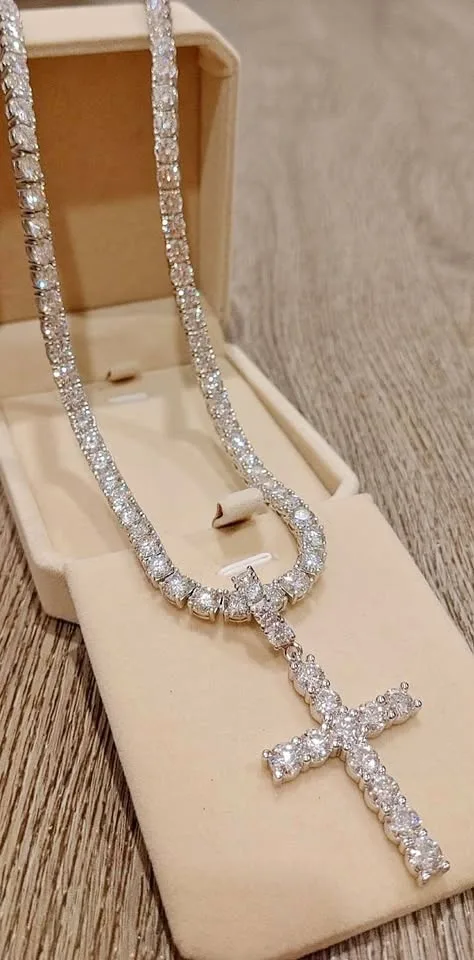 Brand new free test lab made stones vvs1,