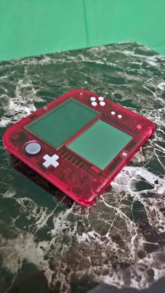 Limited Edition Pokémon Omega Ruby Crystal Red 2DS - 32Gb Modded