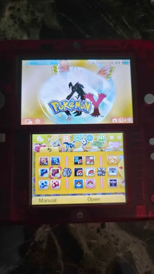 Limited Edition Pokémon Omega Ruby Crystal Red 2DS - 32Gb Modded image indicator(5)