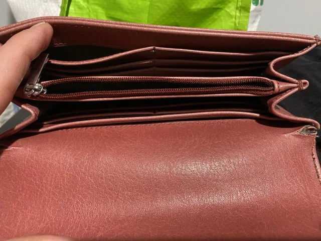 Matt & Nat Wallet   #Cleanout image indicator(2)