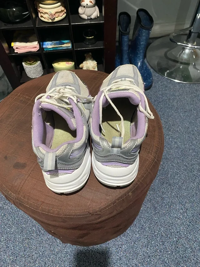 Ladies Athletic Shoes, Size 10.5    #Cleanout image indicator(2)