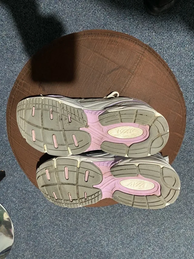 Ladies Athletic Shoes, Size 10.5    #Cleanout image indicator(3)
