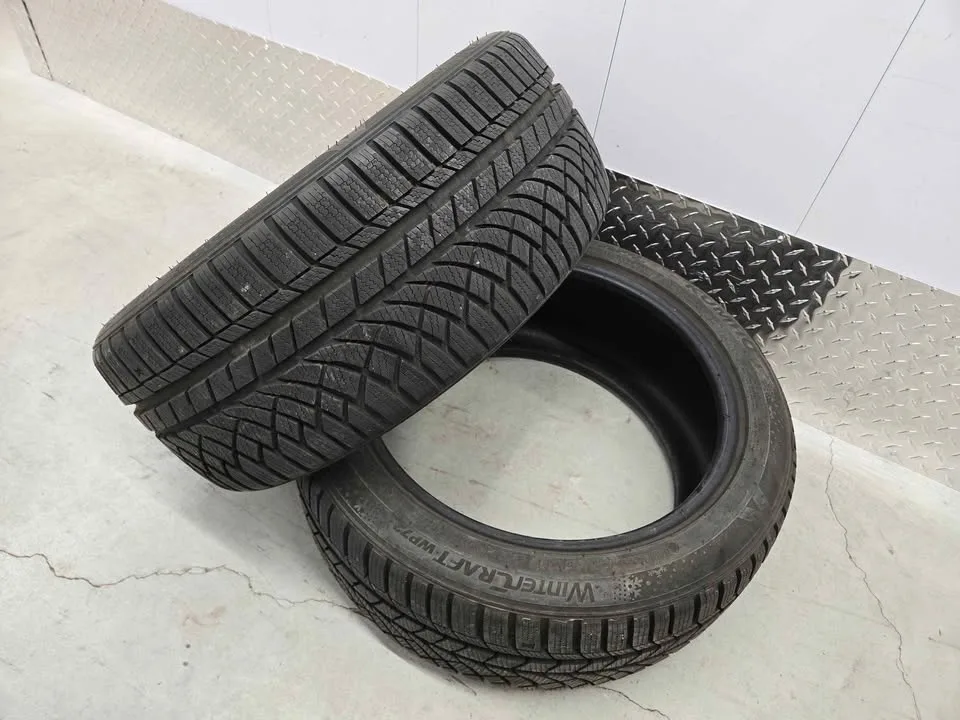 Two Kumho Wintercraft Tires- 225/45R17 image indicator(6)