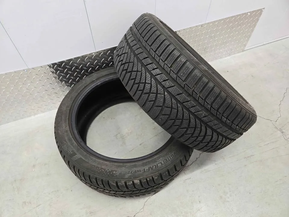 Two Kumho Wintercraft Tires- 225/45R17 image indicator(7)