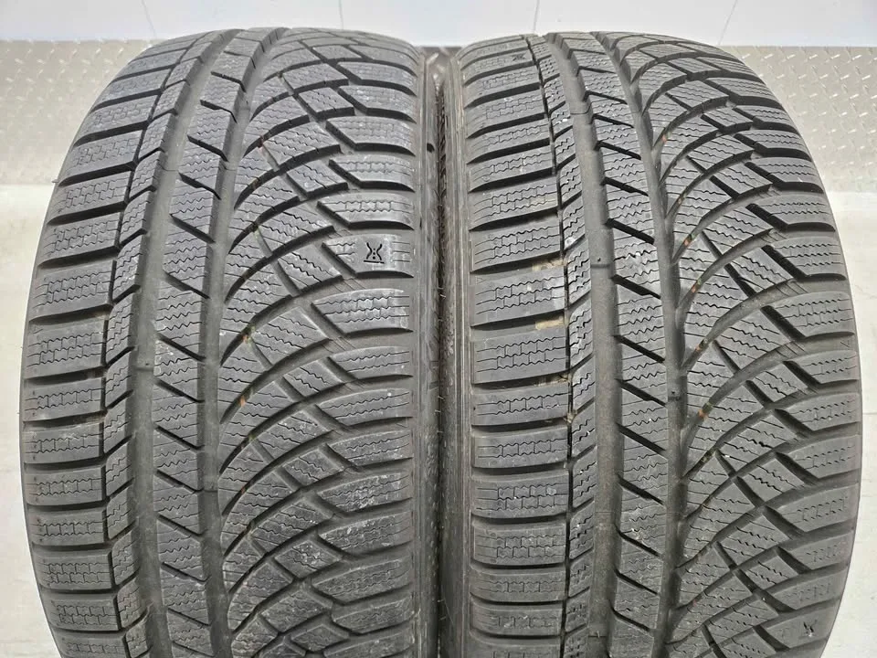 Two Kumho Wintercraft Tires- 225/45R17 image indicator(10)