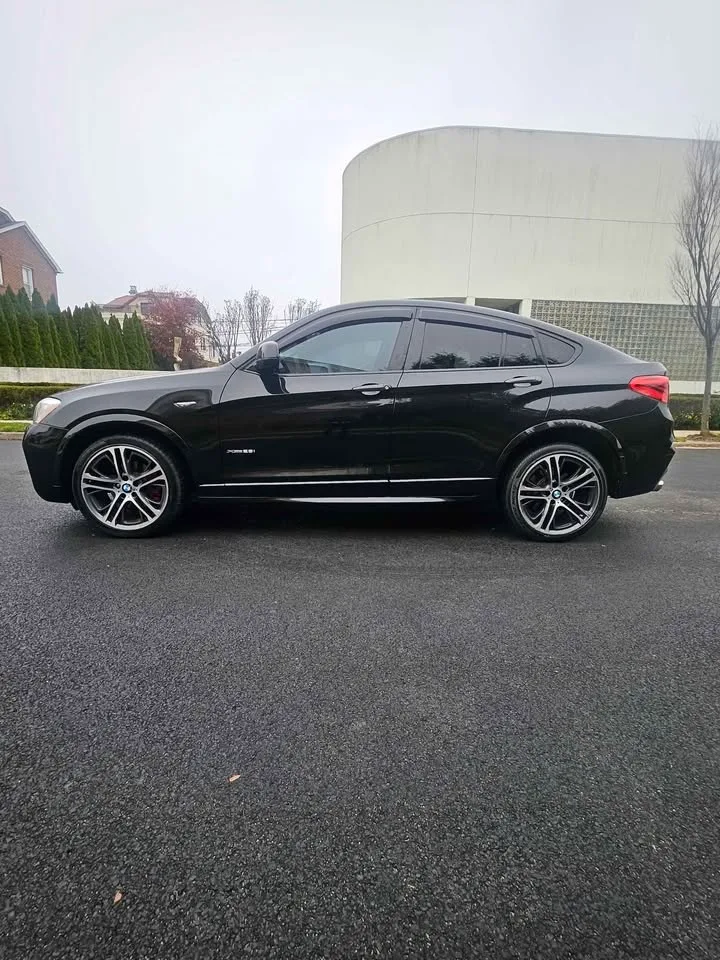 2015 BMW X4 M Sport Utility image indicator(2)