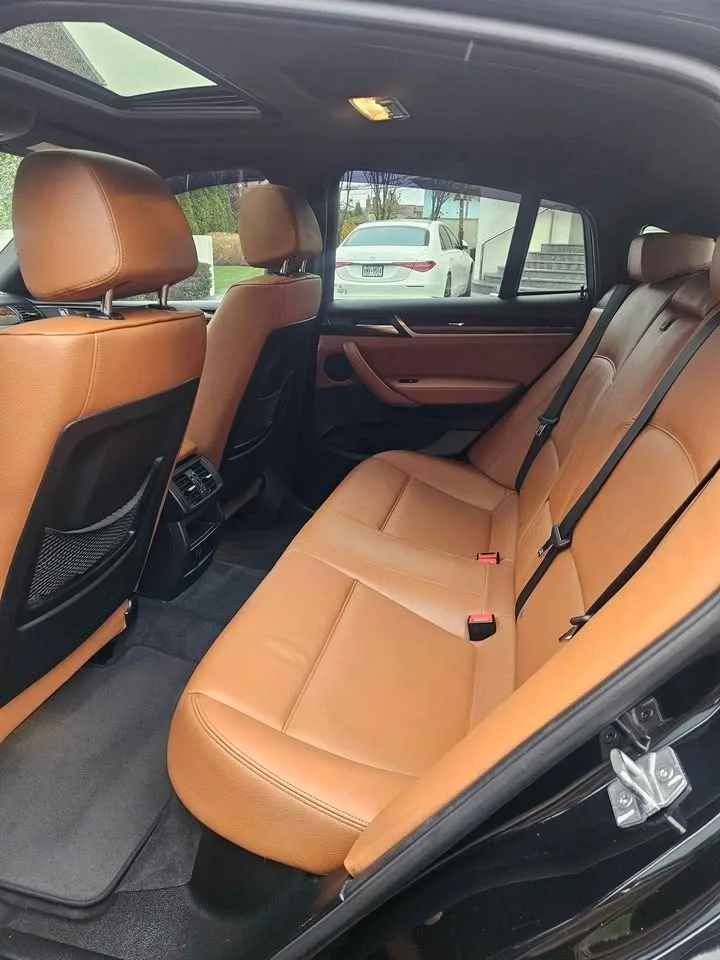 2015 BMW X4 M Sport Utility image indicator(9)