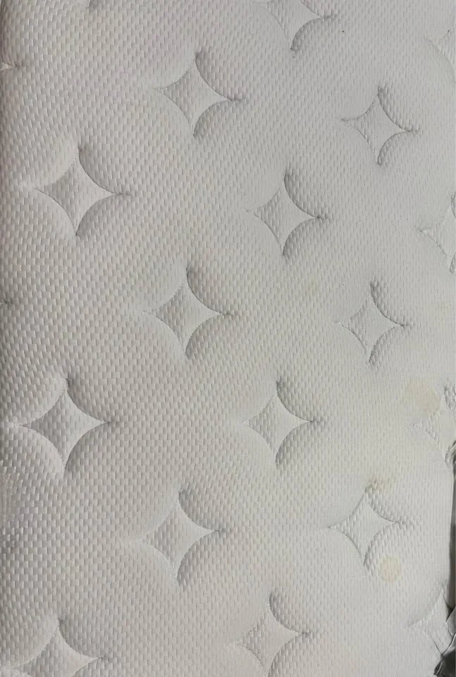 Queen size storage bed with mattress - ‼️Everything must go‼️ image indicator(4)