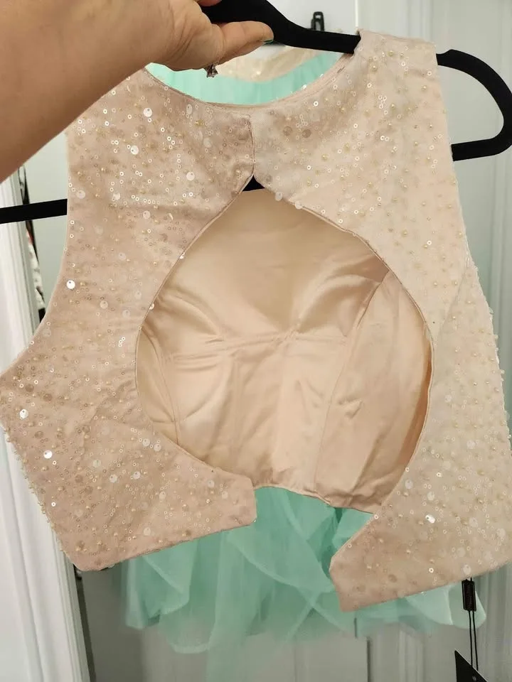 Brand new, never worn! Mint Green Gown/Dress (women's size large image indicator(3)