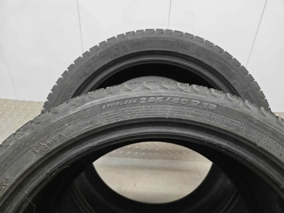 Michelin X-Ice Winter Tires- 245/40R18 image indicator(9)