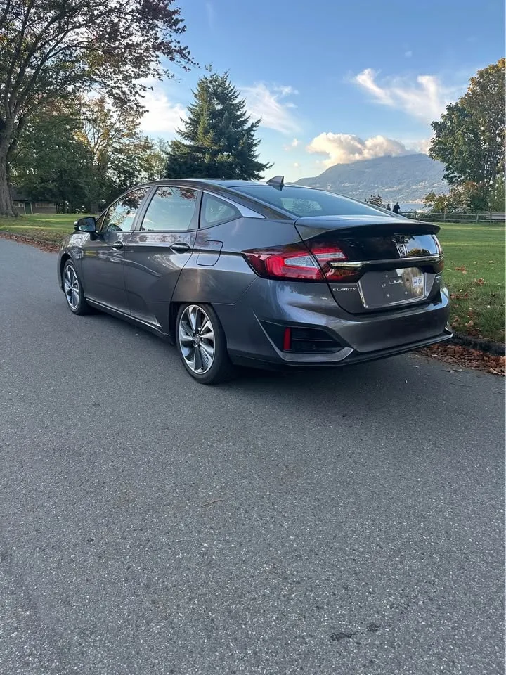 2019 Honda Clarity Touring image indicator(4)