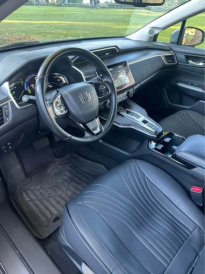 2019 Honda Clarity Touring image indicator(6)