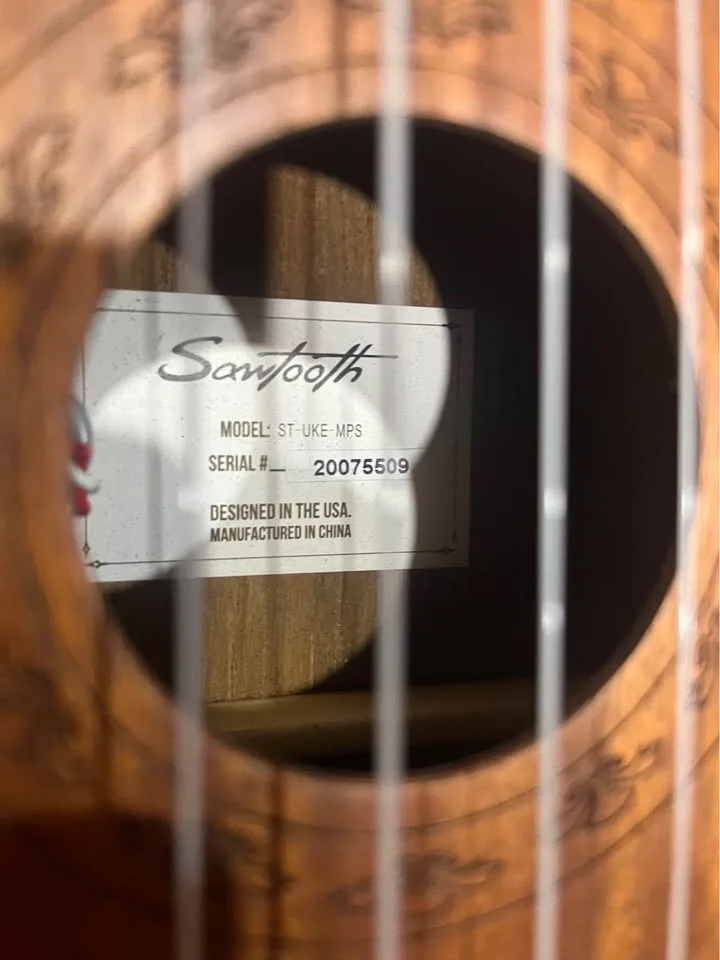 Sawtooth Pineapple Ukulele + ChromaCast Gig Bag – New image indicator(3)