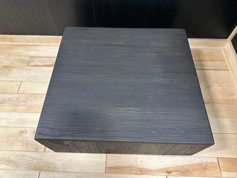 Distress Solid Wood Coffee Table image indicator(3)