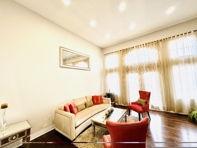 Luxury Living Room Furniture Set (7-Piece) - photo 2
