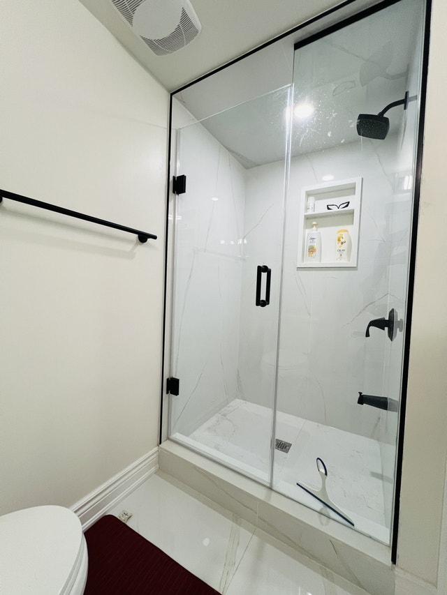 Legal Brand-New 2 Bed 1 Bath basement for Rent - photo 3