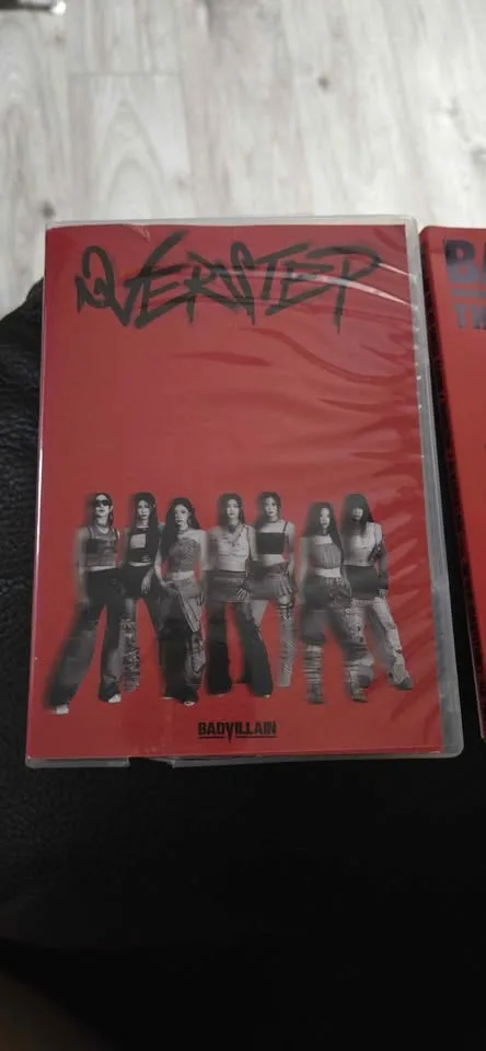 BadVillian 1st Single Album image indicator(3)