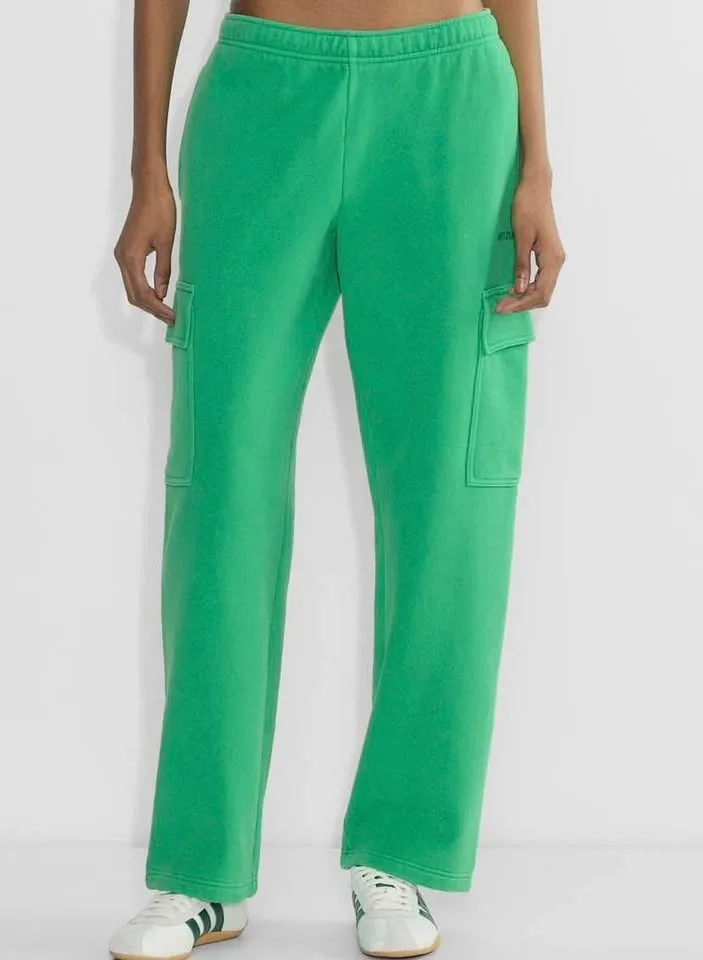 Aritzia Cozy Sweatfleece Mega Cargo™ Sweatpant - Green XS image indicator(2)
