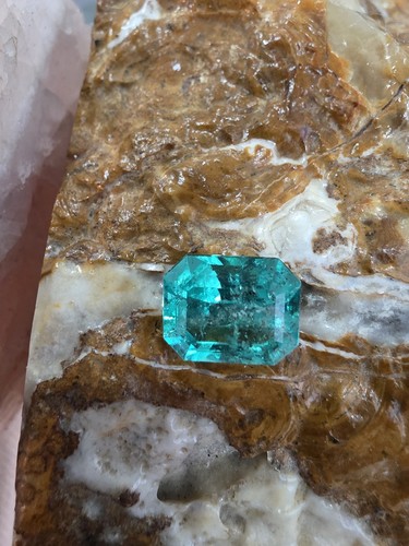 7.46 Loose Natural Colombian Emerald - photo 5