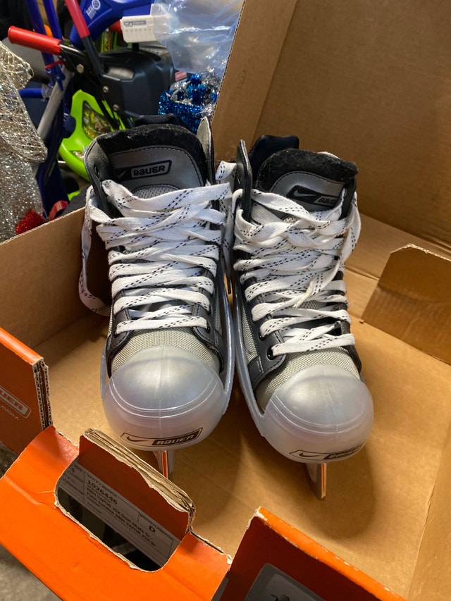 NBH Vapor XIX goal skate sr. Size 8.5 womens with D - photo 2