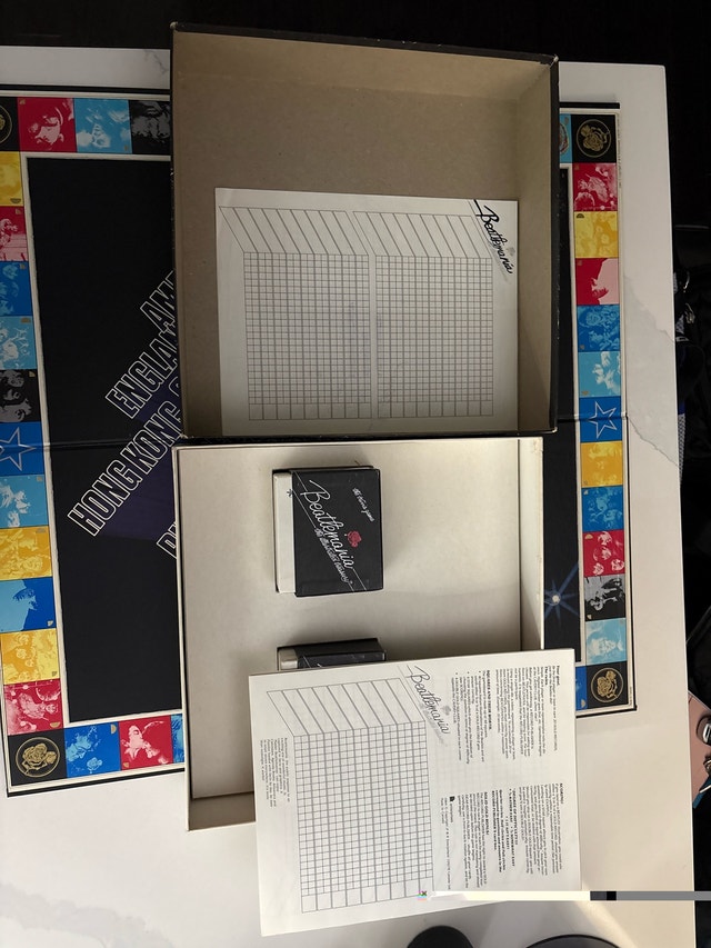 Beatlemania Trivia Game 1984 - photo 2