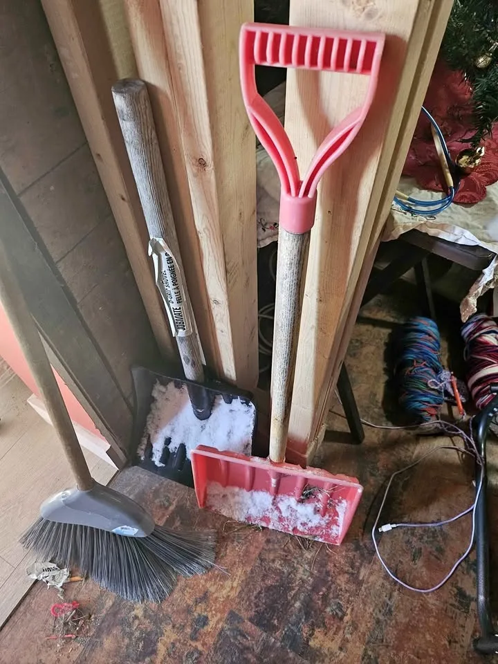 Snow shovels- OR BEST OFFER
