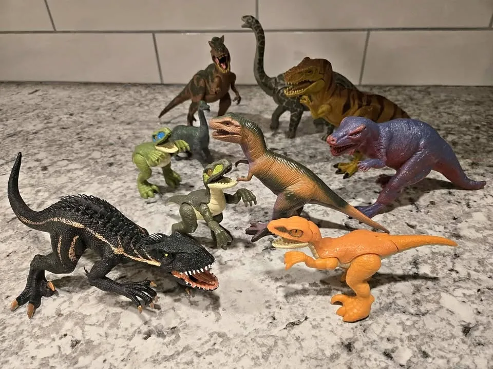 Dinosaur Dino toy lot