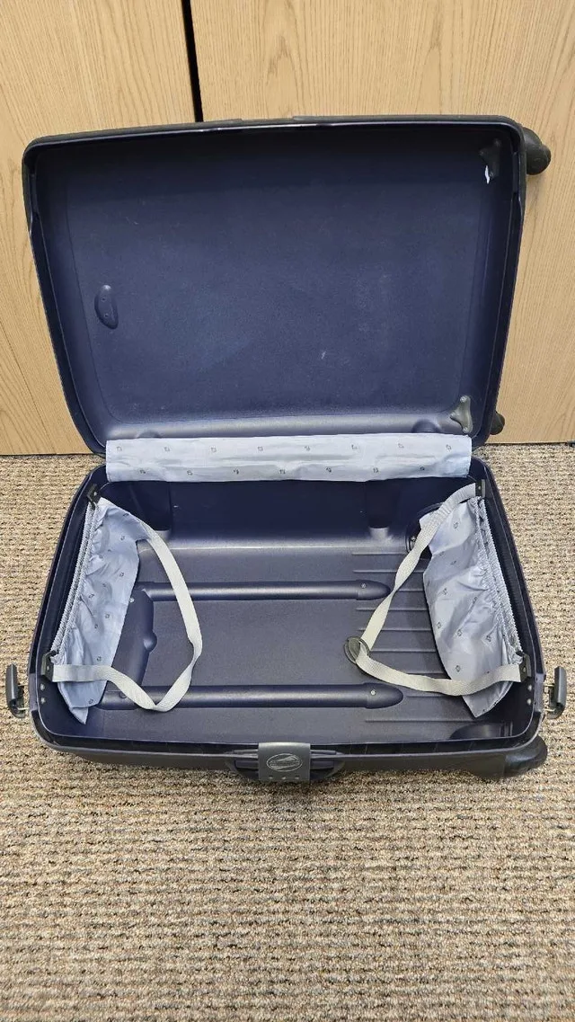 American Tourister Dark Blue Luggage image indicator(2)