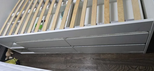 Price reduced- With 4 storage - IKEA Släkt (slakt) twin. image indicator(2)