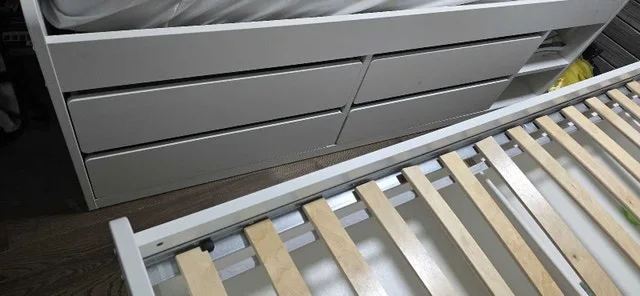 Price reduced- With 4 storage - IKEA Släkt (slakt) twin. image indicator(4)