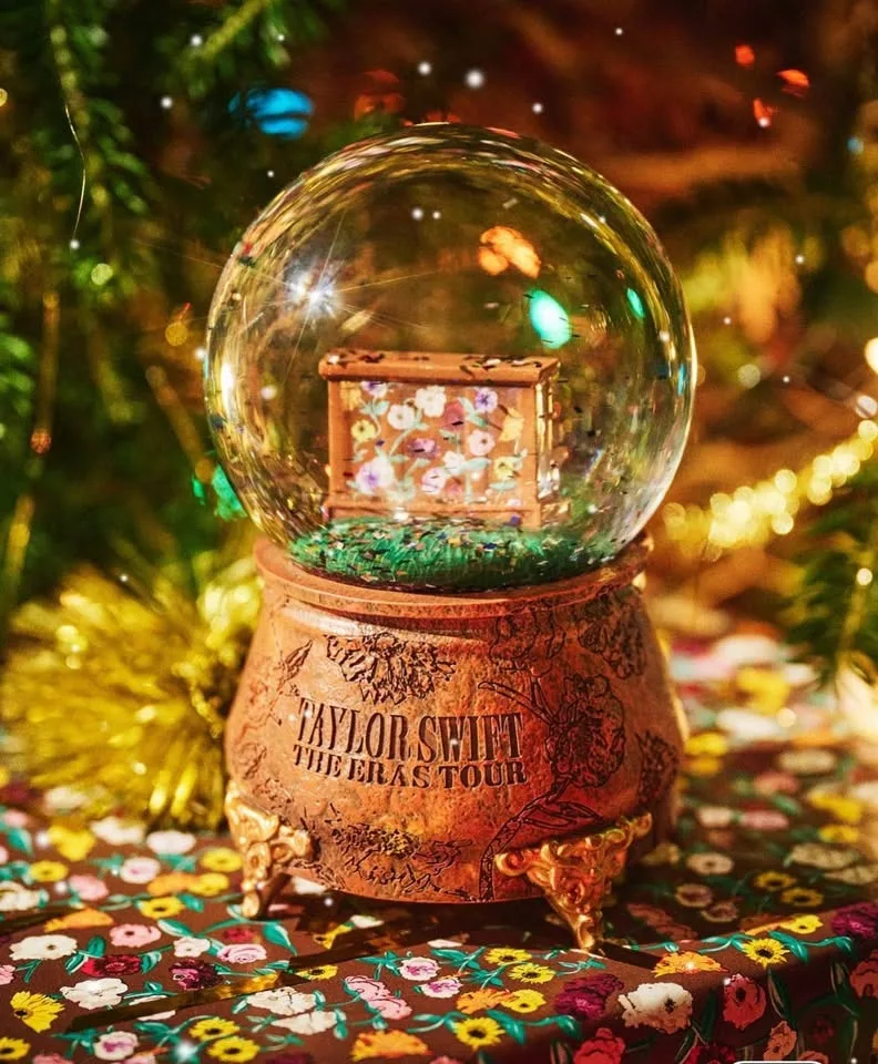Taylor Swift’s The Era’s Tour 2025 Snow Globe - On Hand image indicator(3)