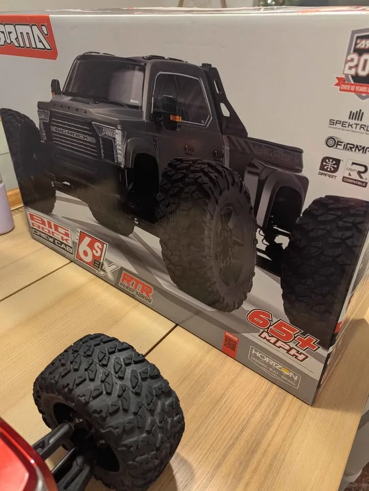Arrma big rock crewcab. image indicator(8)