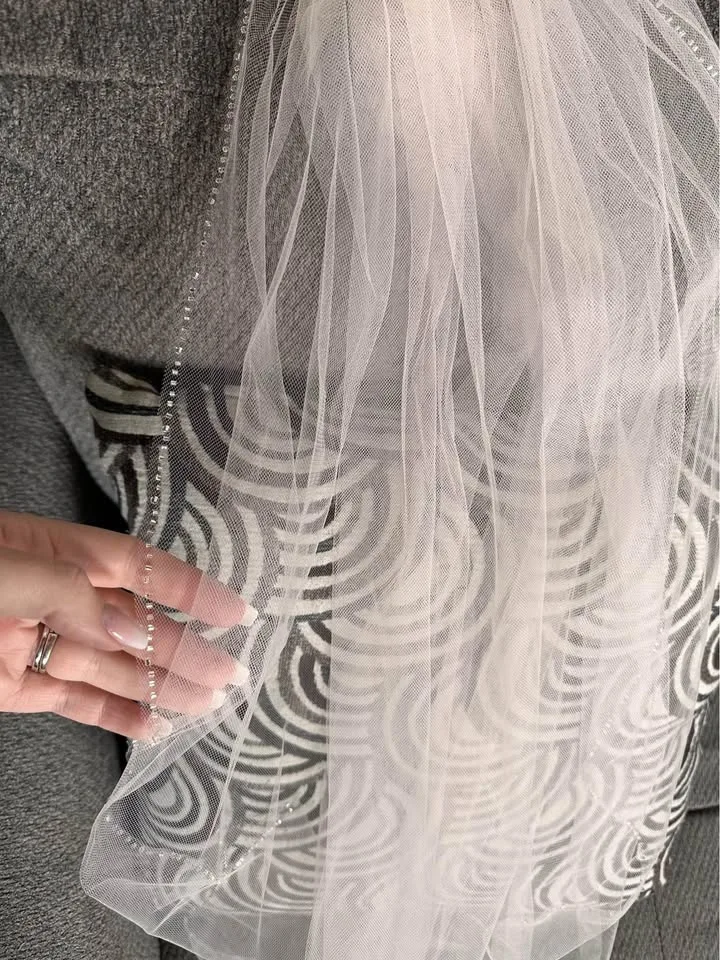 Gold Mrs & Mr Cake Toppers image indicator(3)