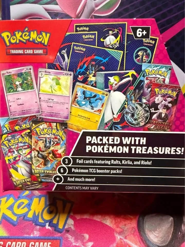 Pokemon 2025 Fall Collectors Chest 🔥🔥🤯 image indicator(2)