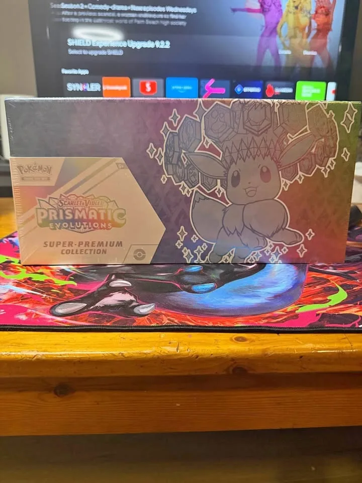 Prismatic Evolutions Super Premium Collection Box