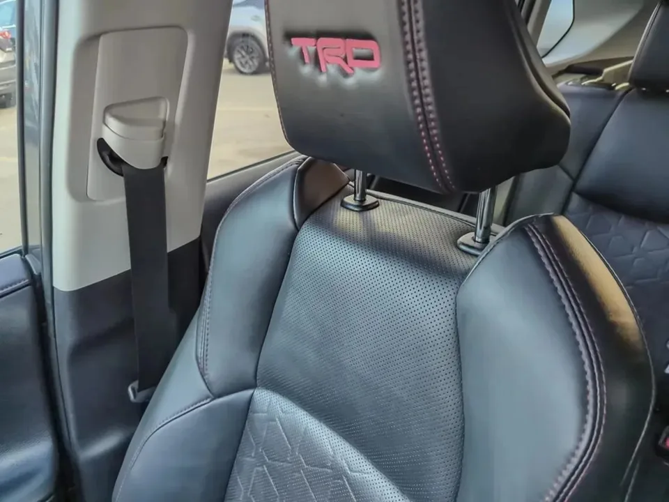 2021 Toyota Toyota 2021 RAV4 image indicator(5)