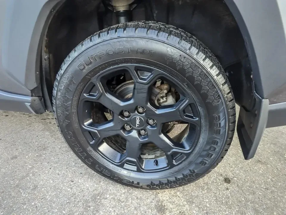 2021 Toyota Toyota 2021 RAV4 image indicator(7)