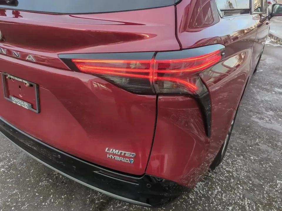 2023 Toyota Toyota 2023 Sienna image indicator(10)