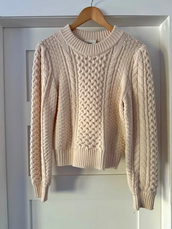 Wilfred Merino Wool sweater size medium $80 EUC