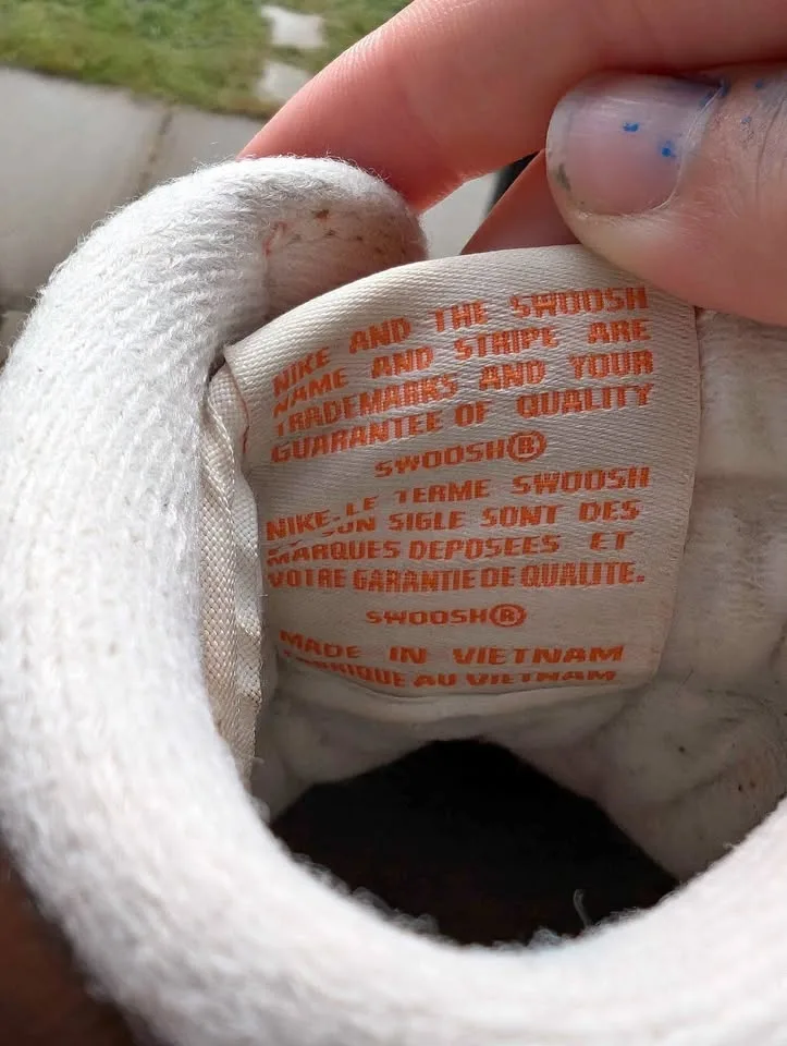 Jordan 1 retro star fish size 6.5