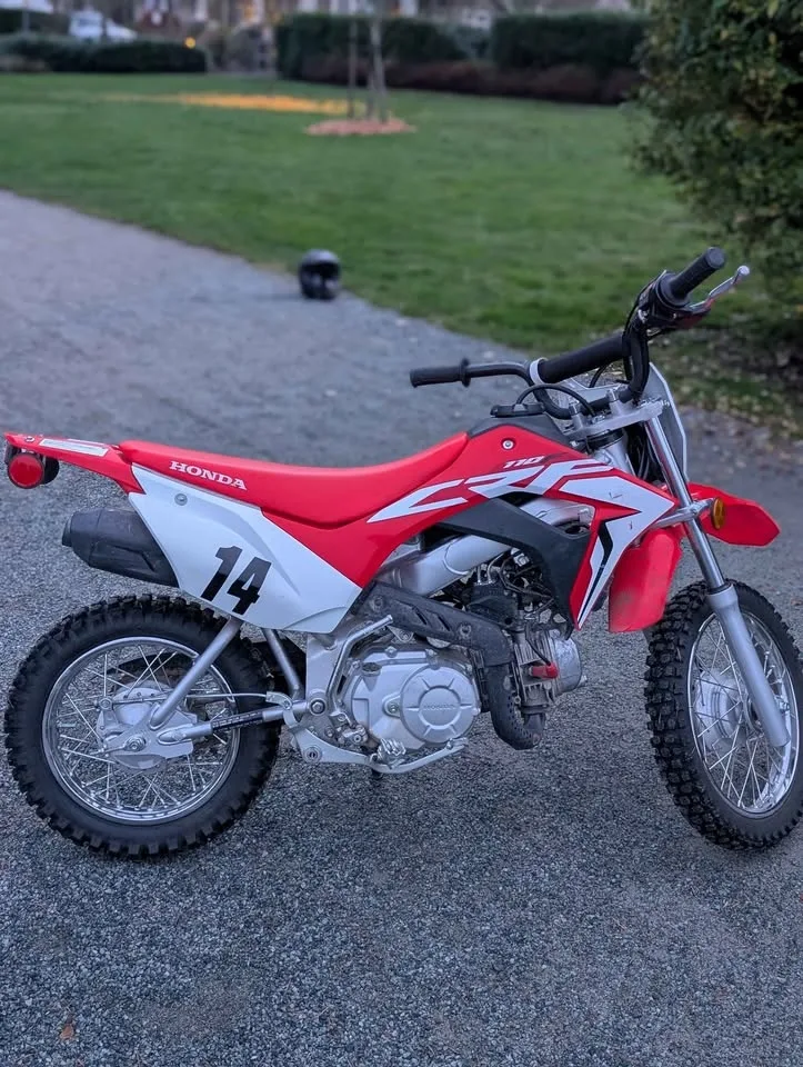 2021 Honda CRF 110 dirt bike mint condition image indicator(9)