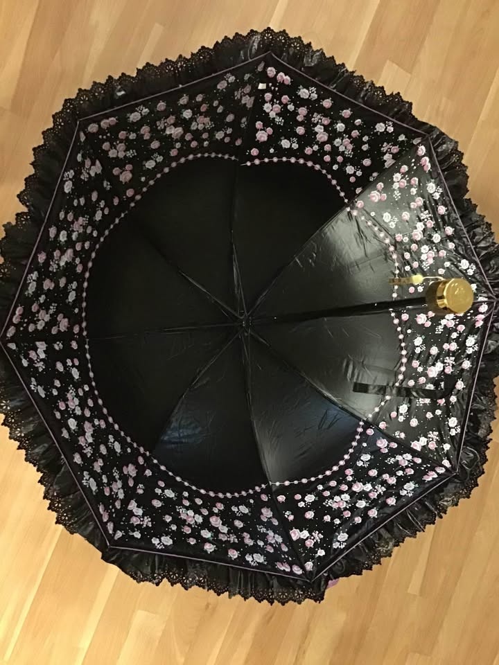 Purple Lace Umbrella *IF AD IS UP ITS AVAILABLE* - photo 5