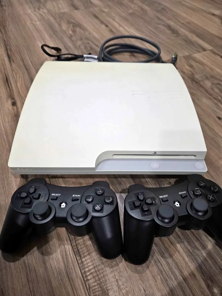 Used PS3 PlayStation 3 (160 GB) Classic White